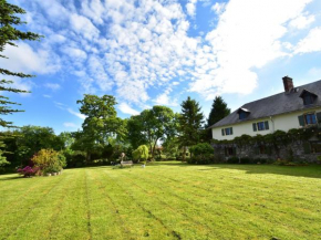 Holiday home with large garden